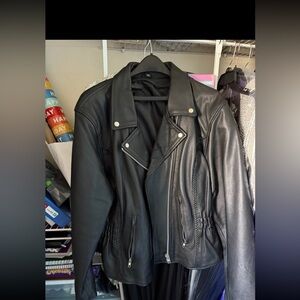Women’s Classic Black Leather Jacket